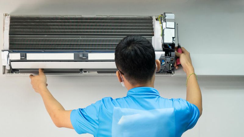 Các dòng máy lạnh tích hợp công nghệ Inverter thường có giá cao hơn so với các máy lạnh thông thường