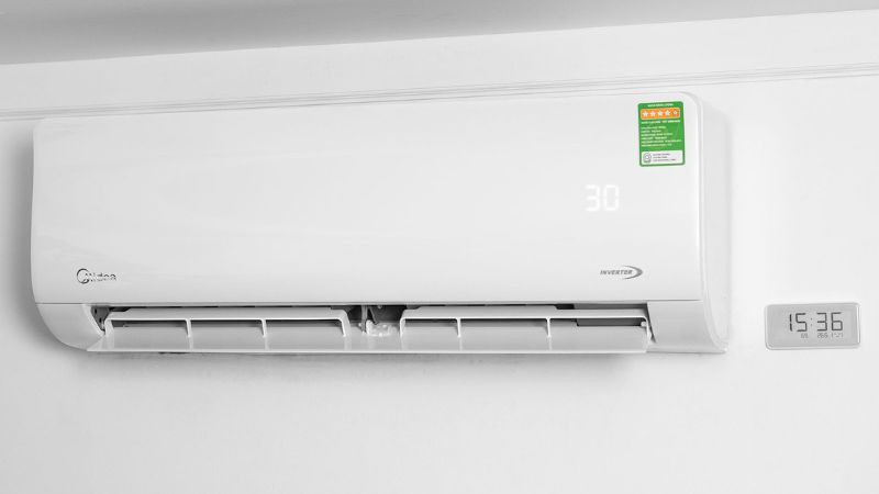 Máy lạnh Inverter được thiết kế với công nghệ tiên tiến, giúp giảm ma sát tối ưu trong quá trình vận hành