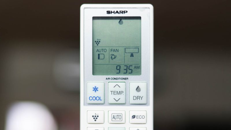 Chế độ hút ẩm là chế độ “Dry” trên điều hòa giúp giảm độ ẩm trong không khí