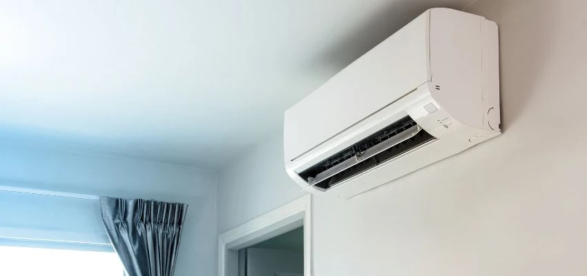 Vệ sinh máy lạnh giúp không gian sống luôn mát mẻ, ngăn ngừa vi khuẩn tích tụ